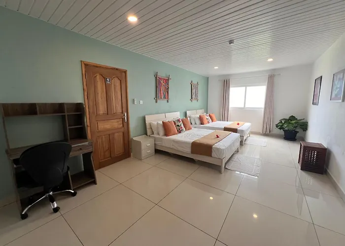 Creole Pearl Self-catering *